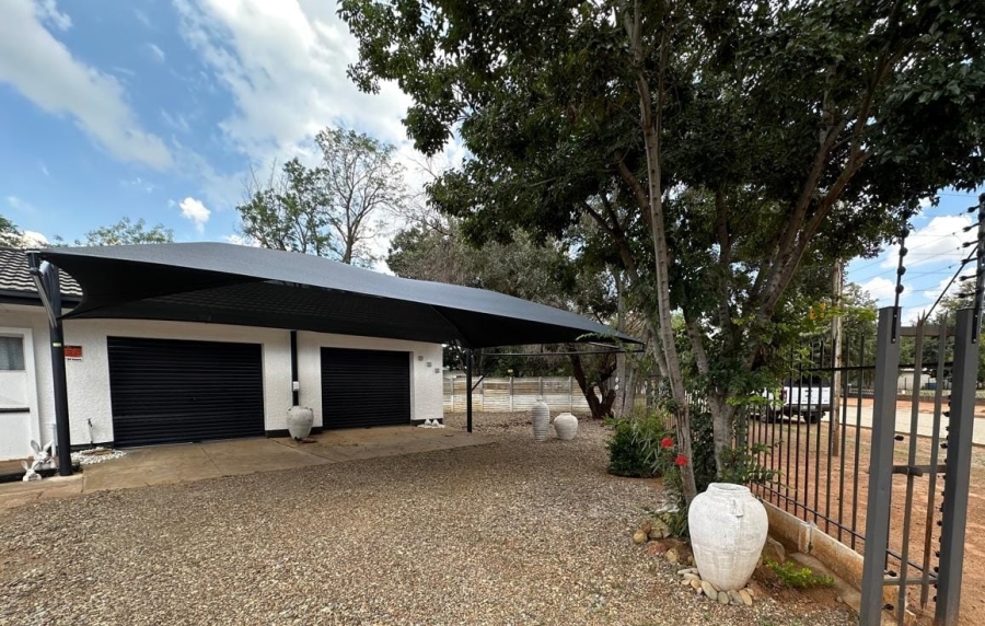 3 Bedroom Property for Sale in Wolmaransstad North West